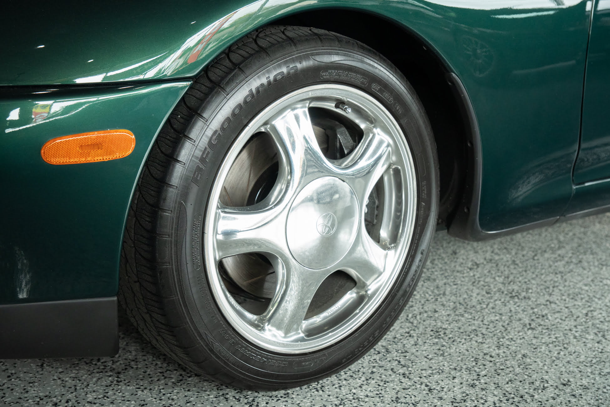 
1998 Toyota Supra MKIV full									